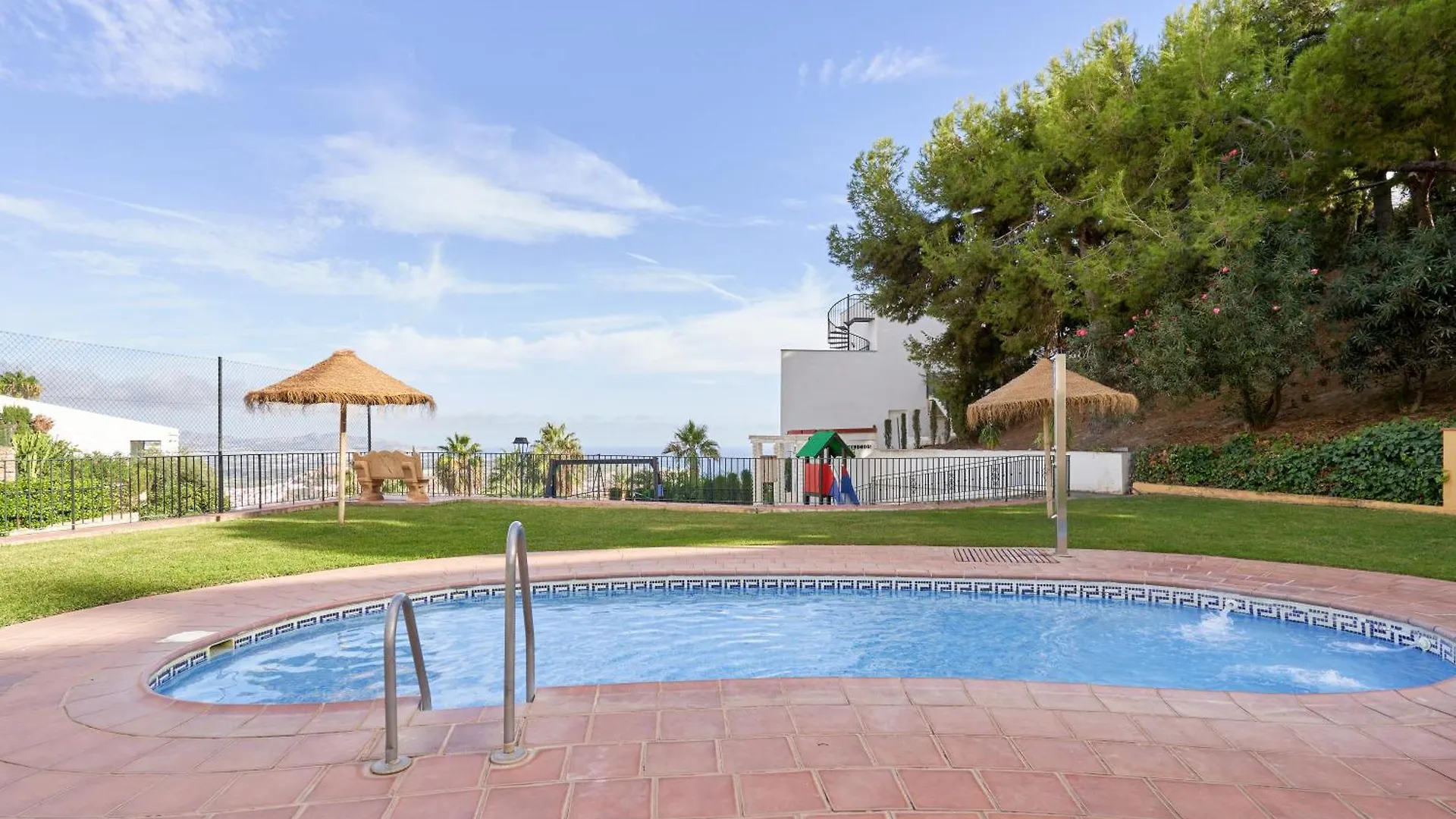 Apartamento Sol De La Molina Salobreña 0*,  Spanje
